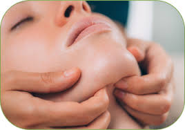 Lymphatic Drainage Sculpting facial